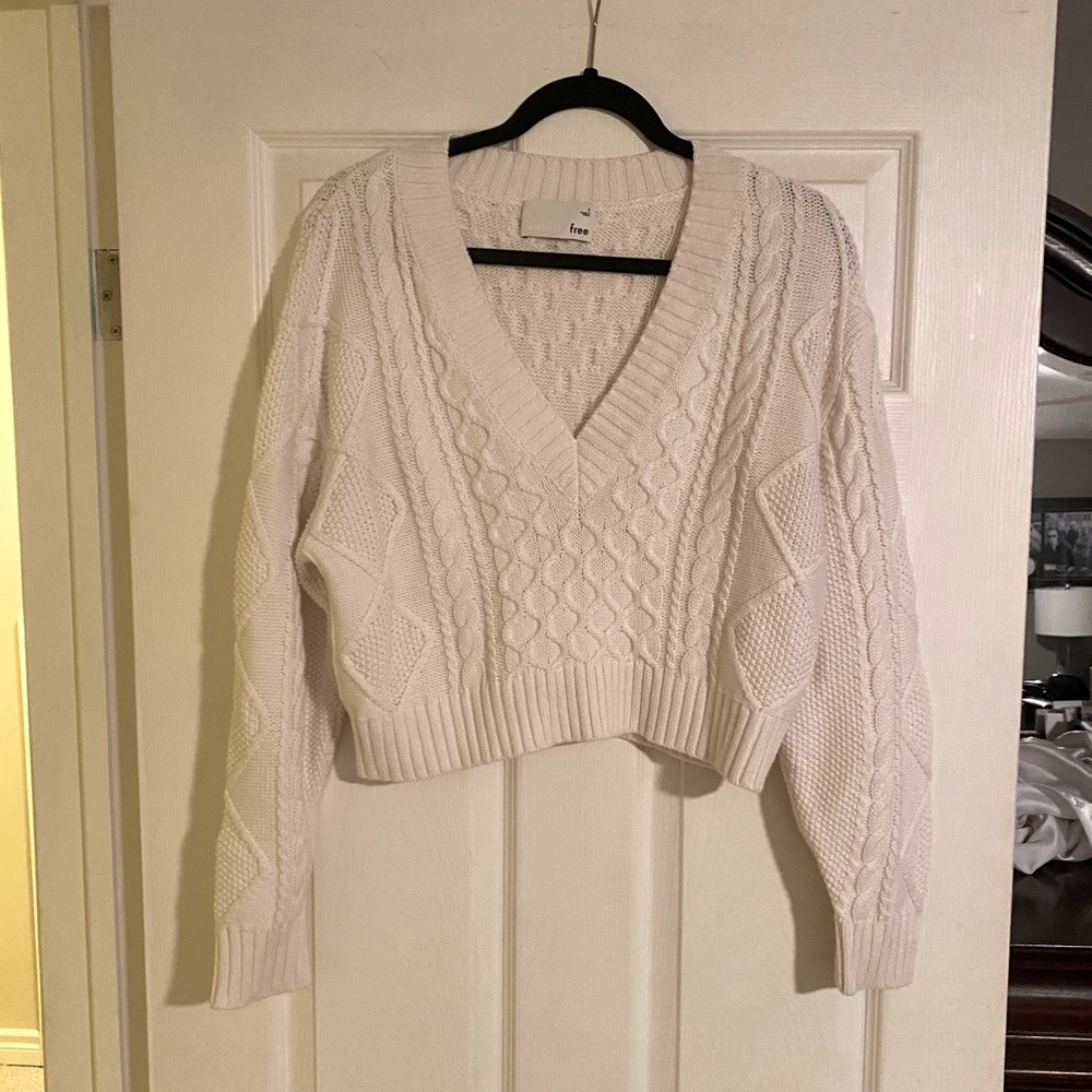 Wilfred V neck sweater